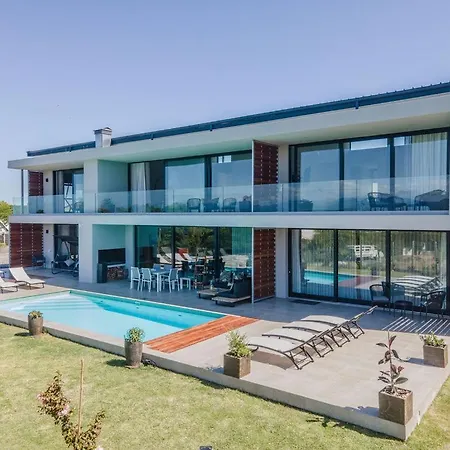 Hilltop Bayview Luxury Apartments Plettenberg Bay Exterior foto