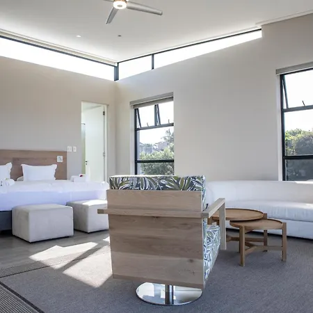 Hilltop Bayview Luxury Apartments Plettenberg Bay Exterior foto