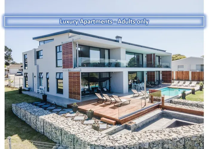 Hilltop Bayview Luxury Apartments