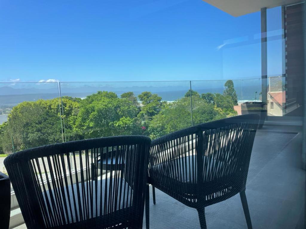 Hilltop Bayview Luxury Apartment Plettenberg Bay
