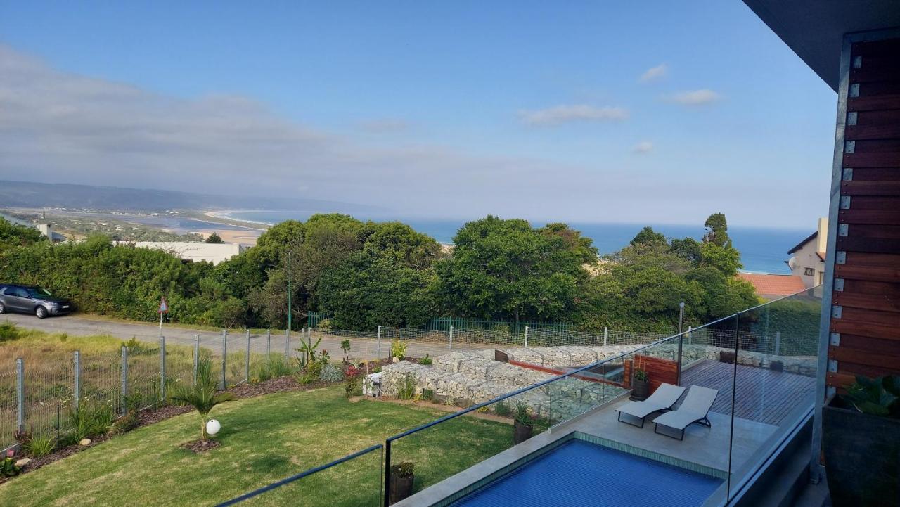 Hilltop Bayview Luxury