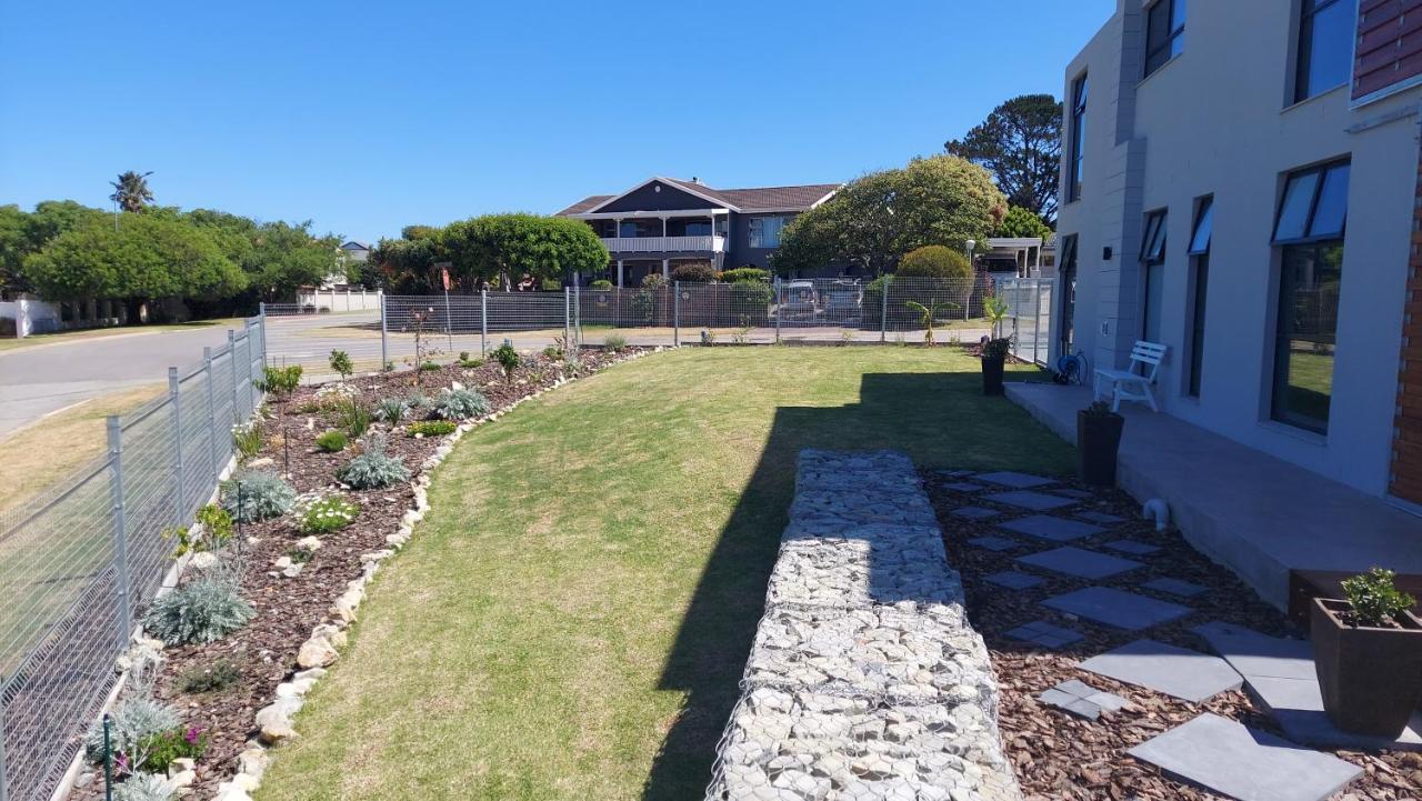 Hilltop Bayview Luxury Apartment *