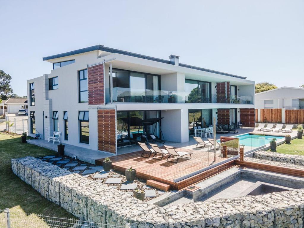 Apartment Hilltop Bayview Luxury Plettenberg Bay