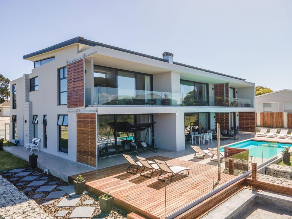 Hilltop Bayview Luxury Plettenberg Bay
