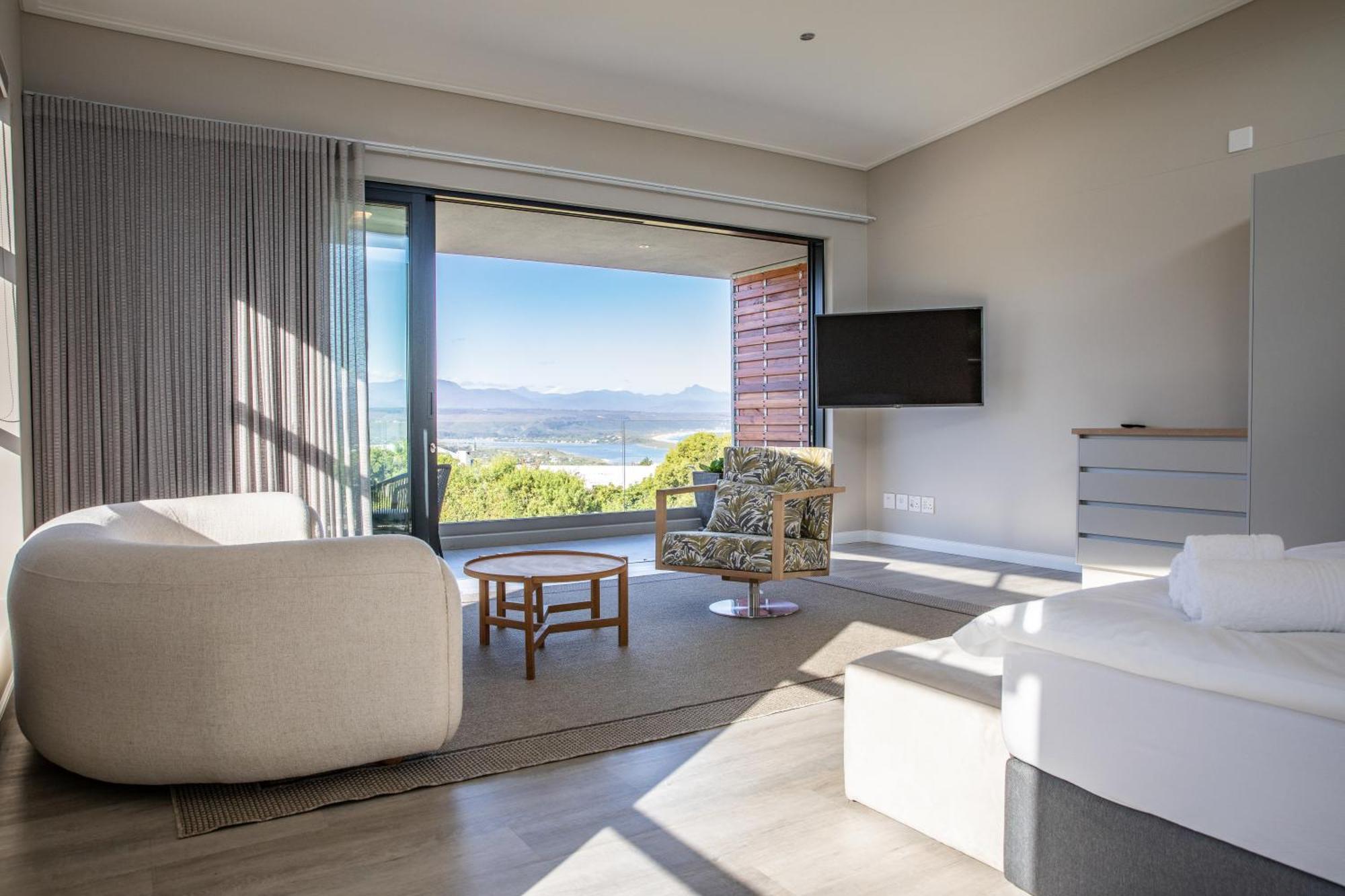 Hilltop Bayview Luxury